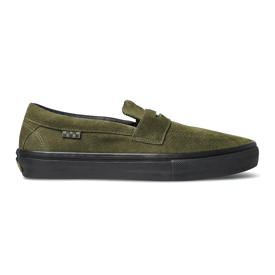 Skate Style 53 x Beatrice Domond - Dark Olive