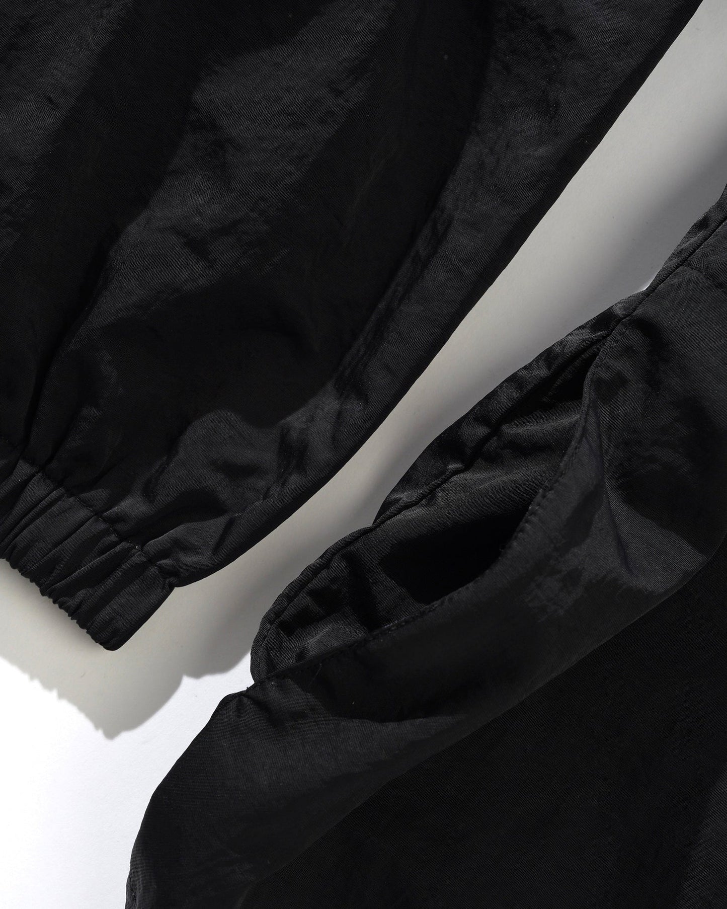 Reversible Dugout Pullover Crewneck - Black / Stone Plaid