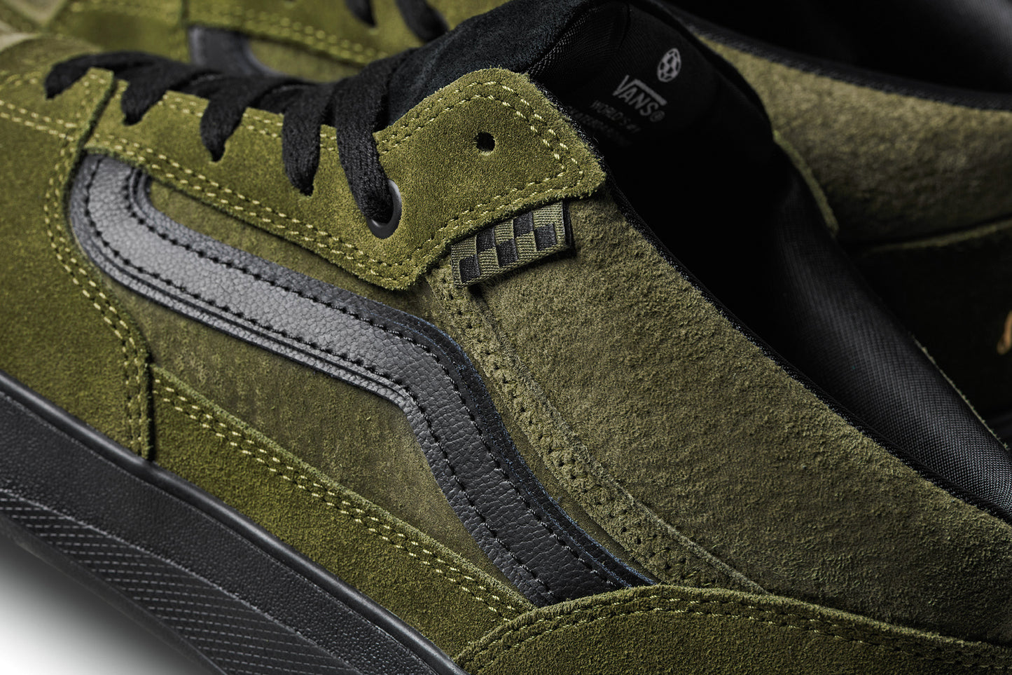 Skate Zahba Mid x Beatrice Domond - Dark Olive