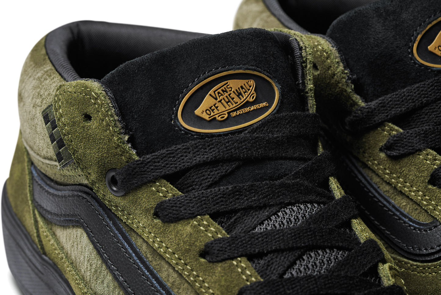 Skate Zahba Mid x Beatrice Domond - Dark Olive