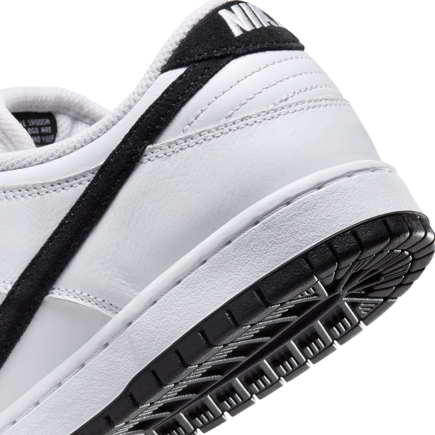 Dunk Low Pro - White / Black