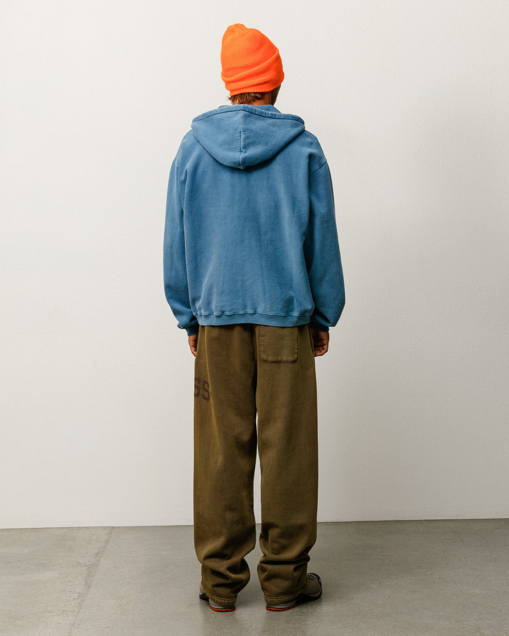 Faded Graphic Fleece Pant - Olive