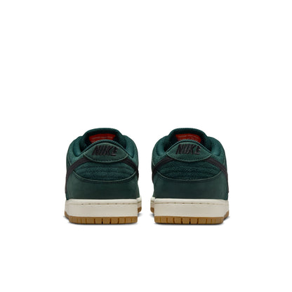 Dunk Low Pro - Deep Fir / Black Fir / Sail