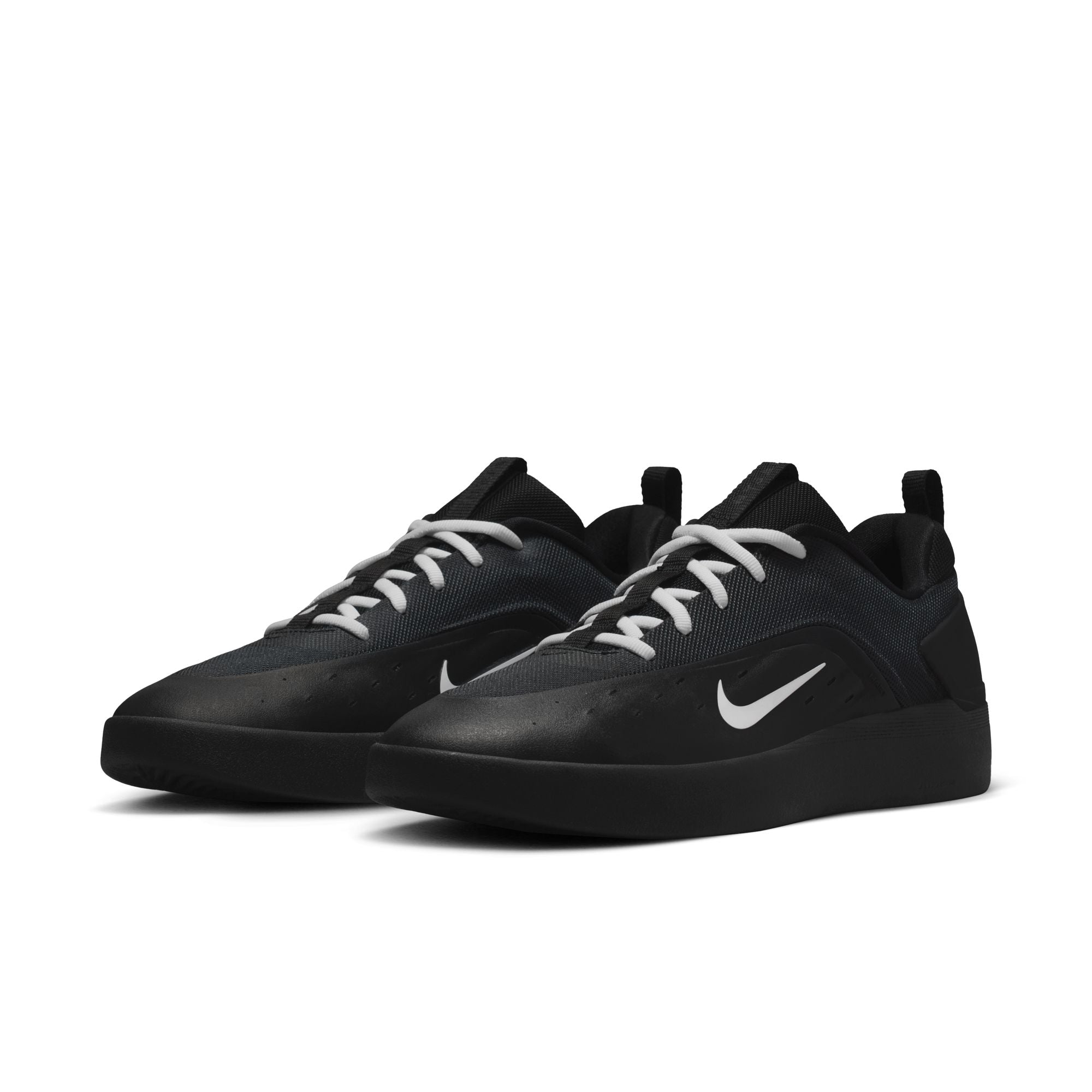 Zoom Nyjah 4 - Black / Black / White