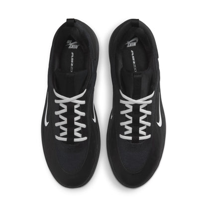 Zoom Nyjah 4 - Preto / Preto / Branco