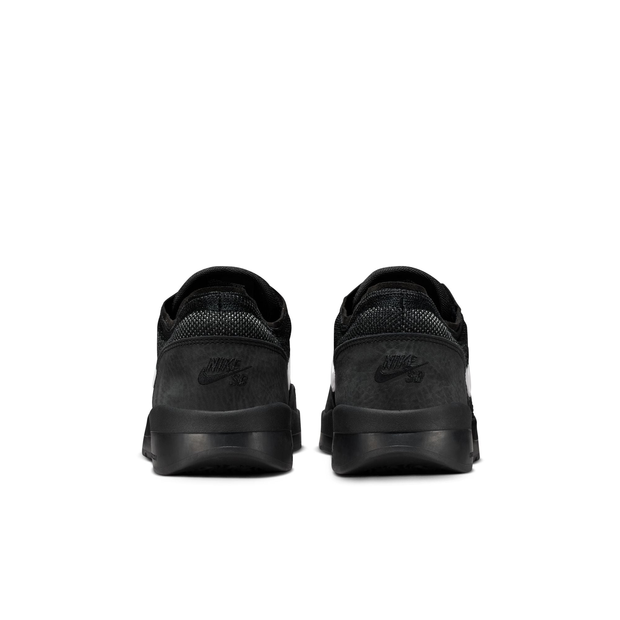 PS8 - Black / Black / White