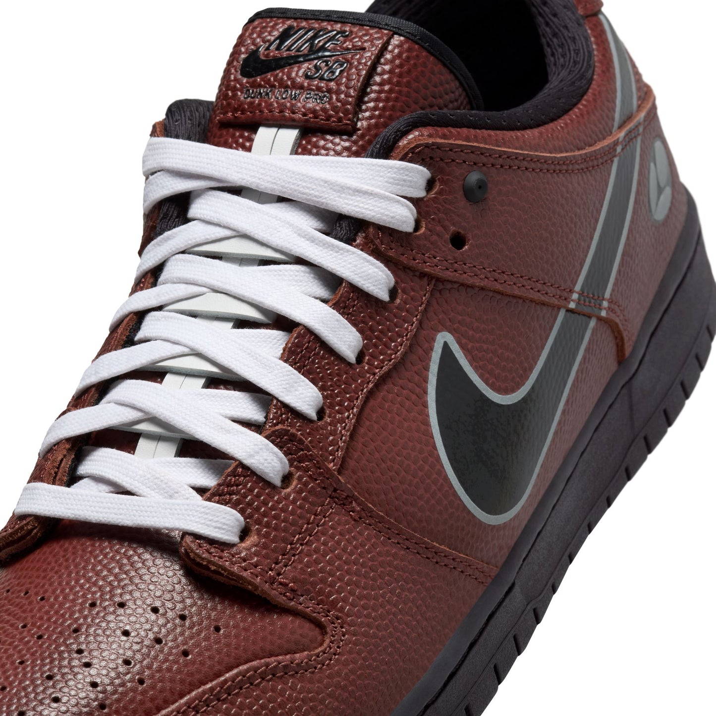 Nike SB x Limosine Dunk Low Pro QS