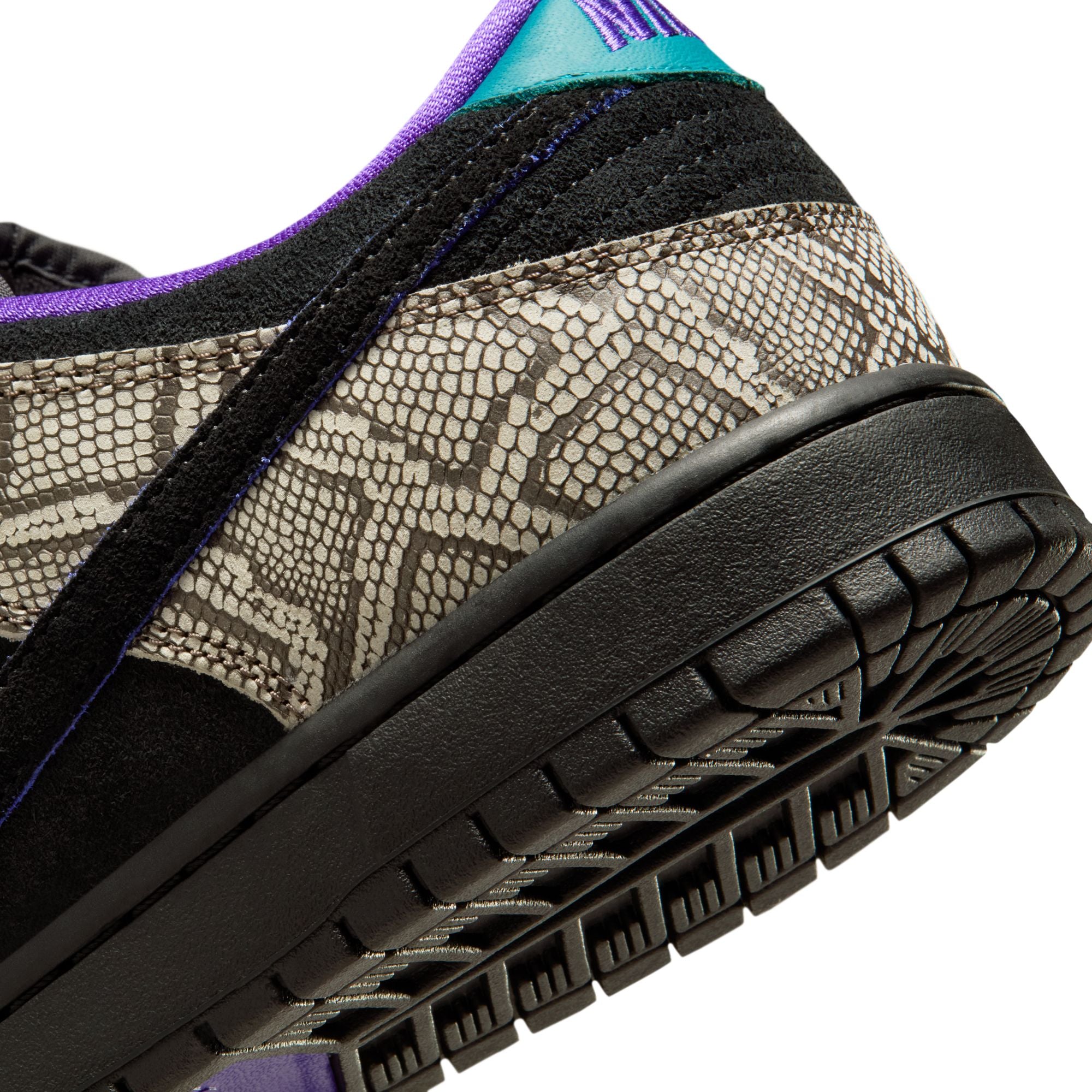 Dunk Low Pro Dashawn Jordan Copperhead