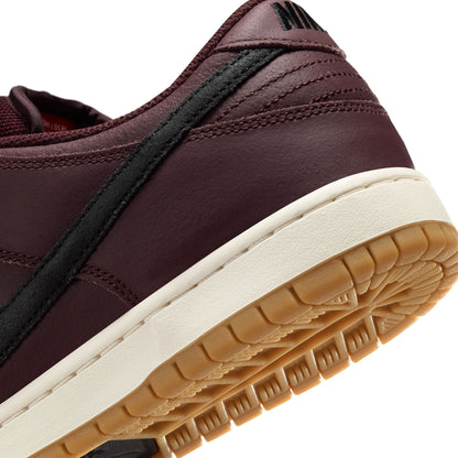 Dunk Low Pro ISO - Burgundy Crush