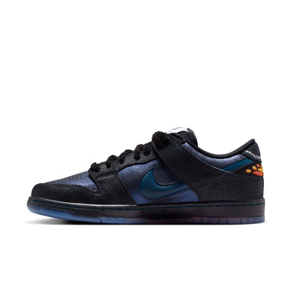 Nike SB x Bluetile Dunk Low Pro QS