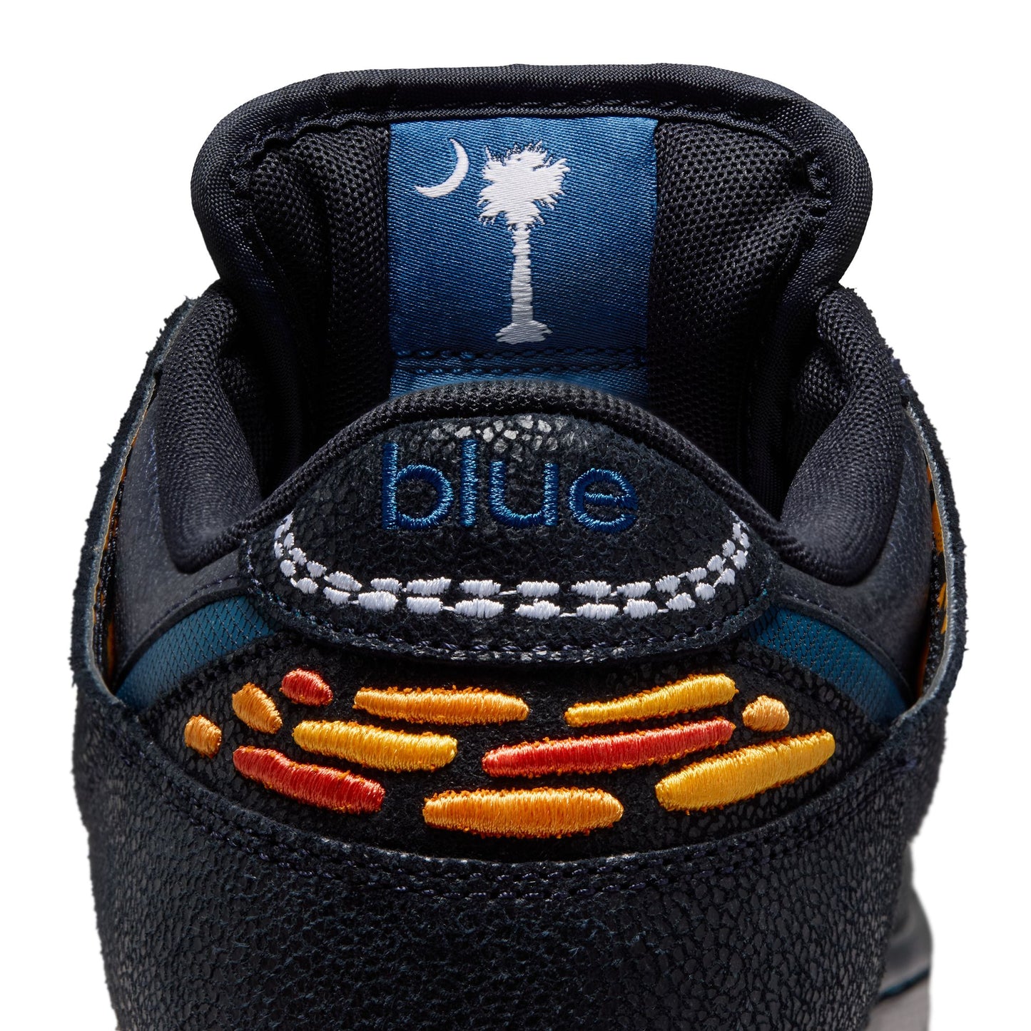 Nike SB x Bluetile Dunk Low Pro QS