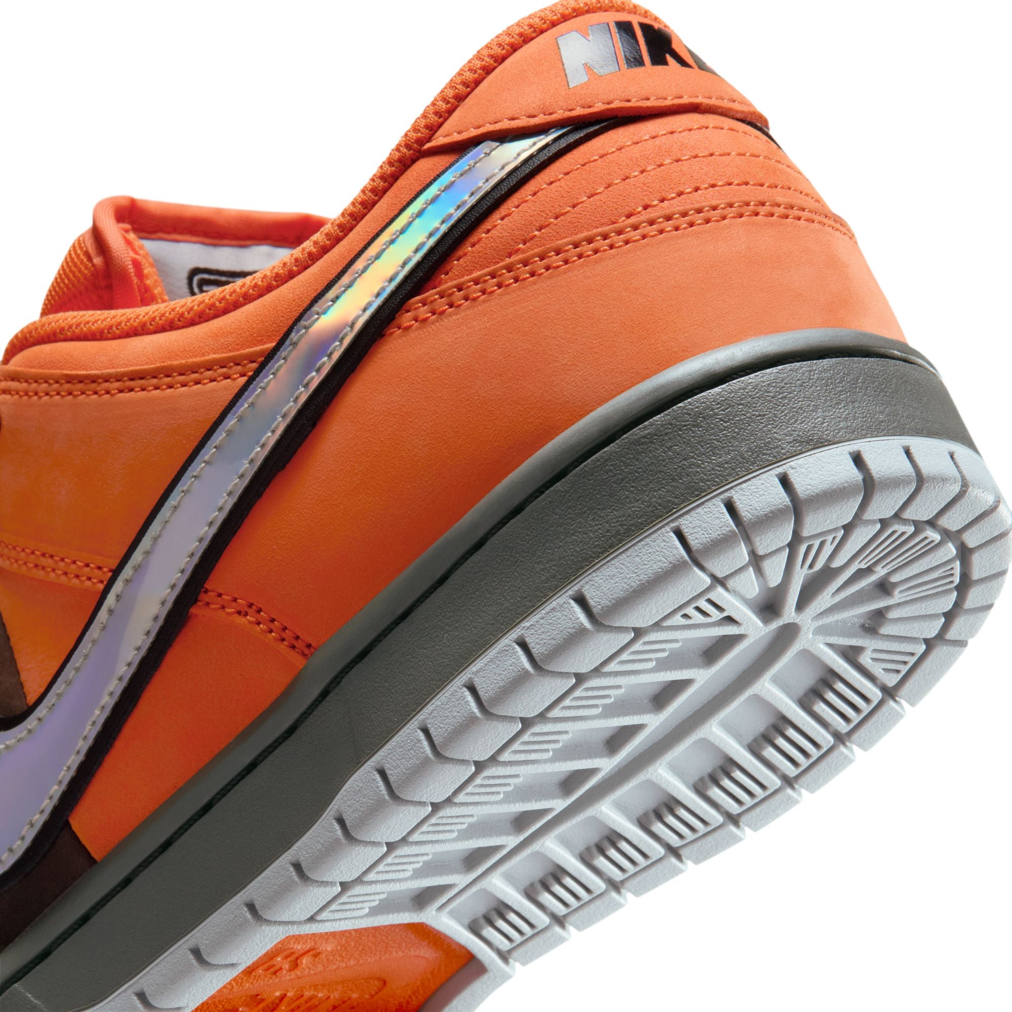 Nike SB Dunk Low SF Muni Fast Pass Shoes - Safety Orange / Brown