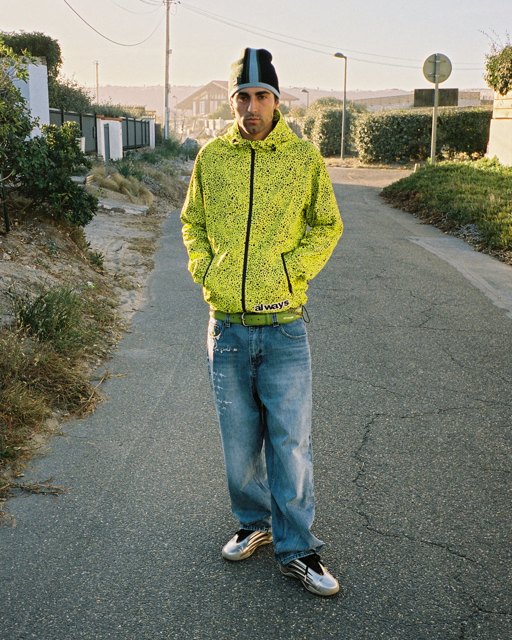Waze Jeans - Washed Light Blue