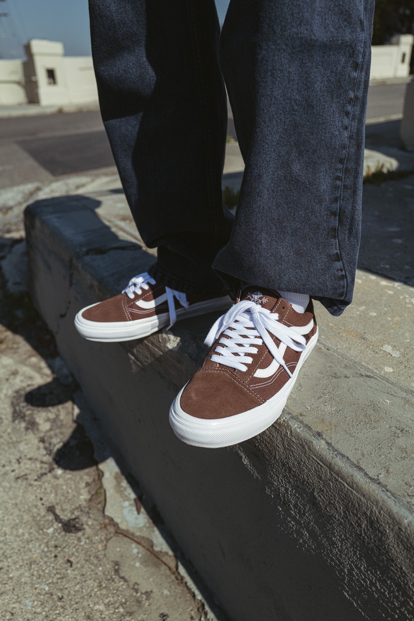 Vans old skool brown cheap pig suede