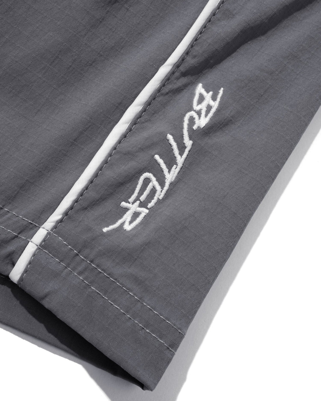Main Shorts - Grey