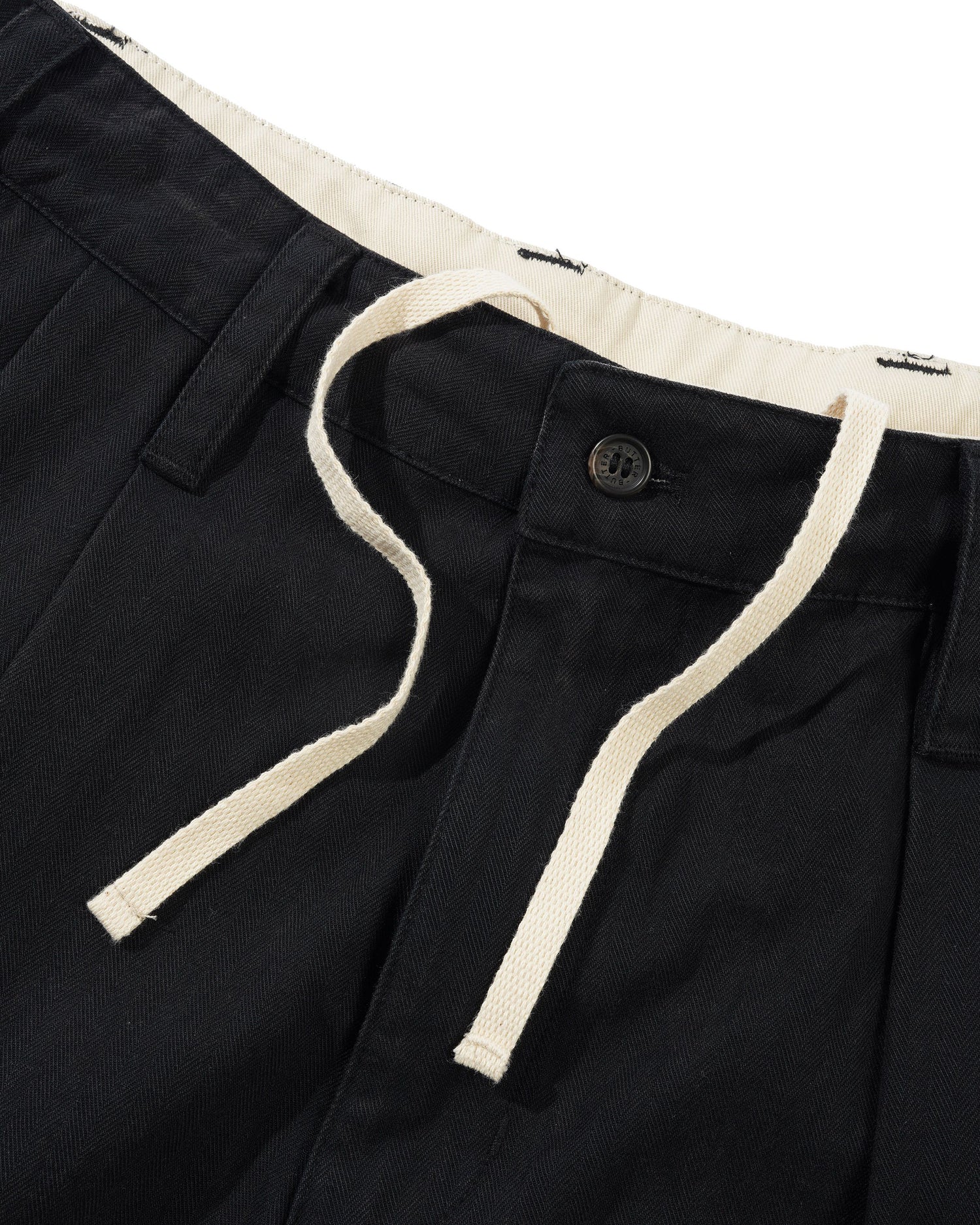 Pleated Shorts - Washed Black