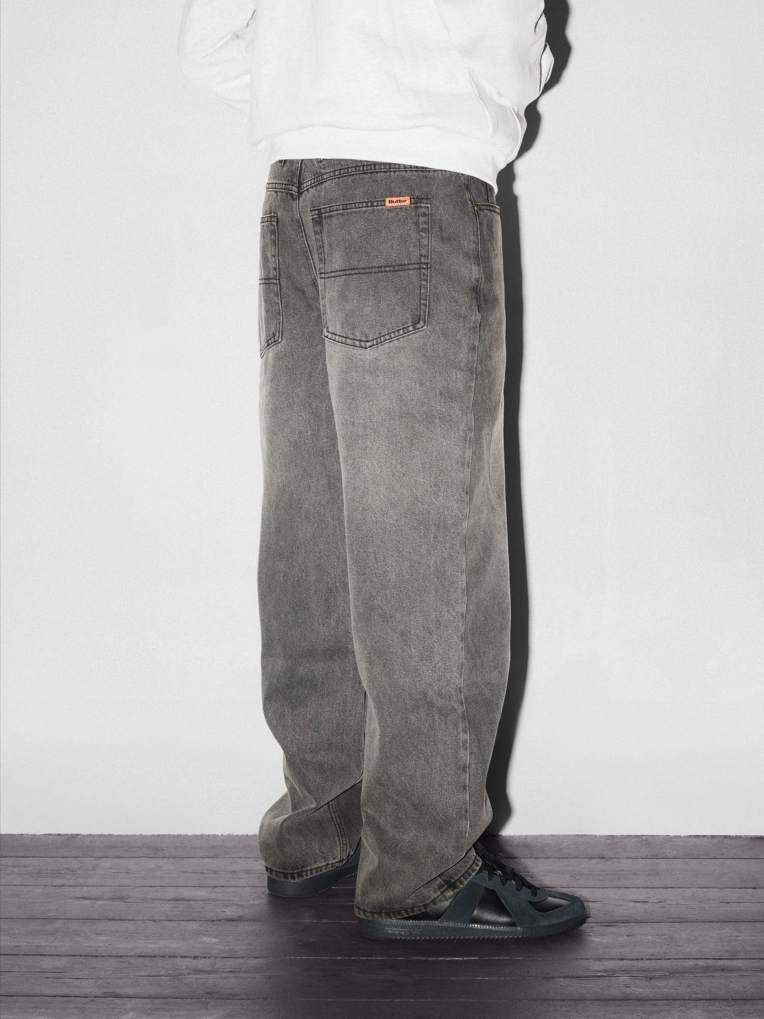 Relaxed Denim Jeans - Faded Black