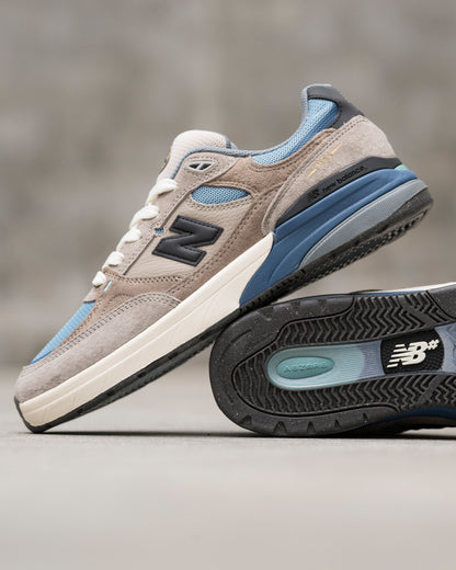 Numeric Andrew Reynolds 933 - Mushroom / Still Water