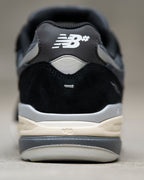 Numeric Andrew Reynolds 933 - Black / Eclipse