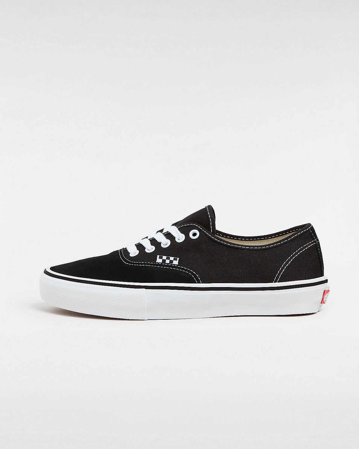 Skate Authentic - Black / White