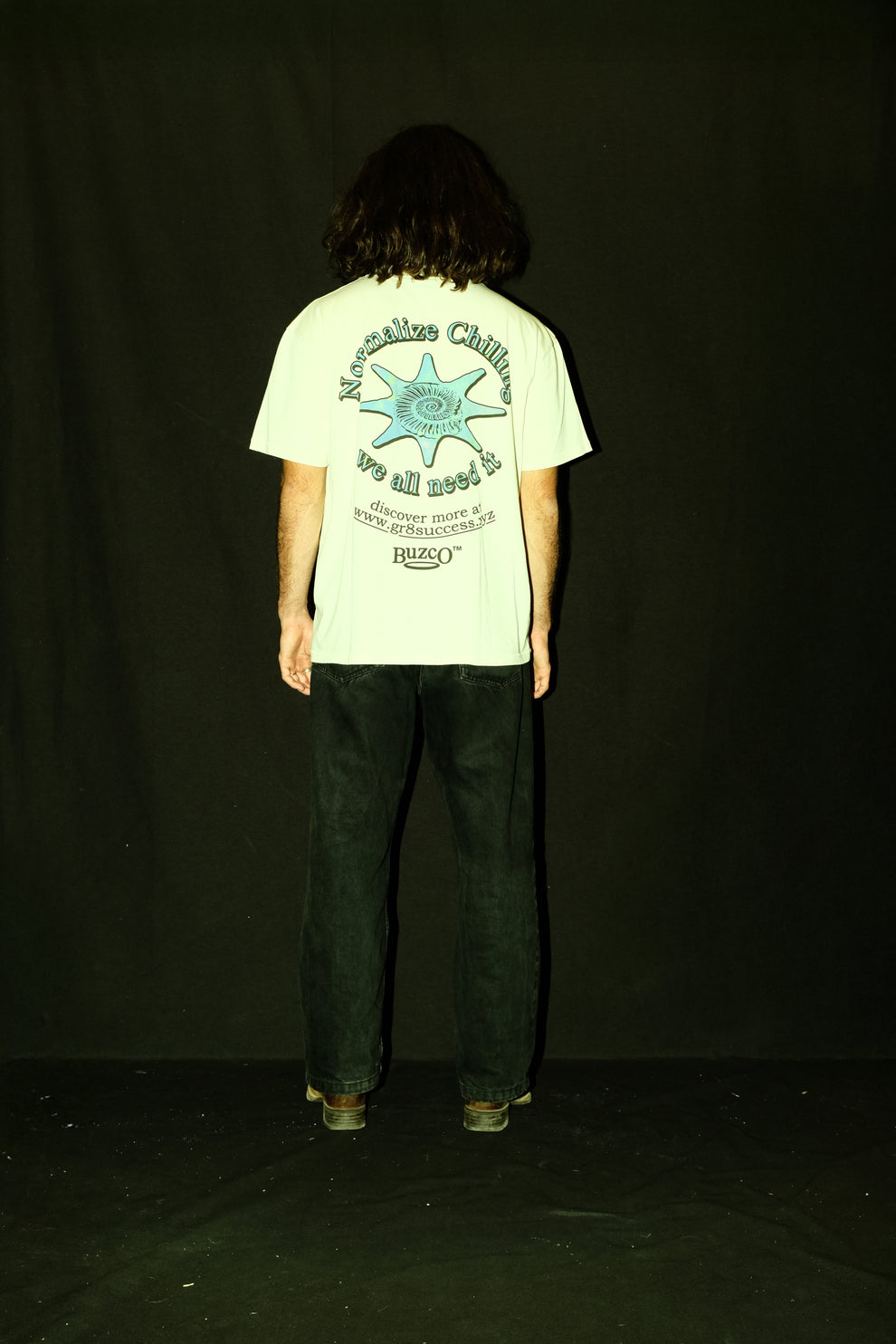 Normalize Chilling Tee - White
