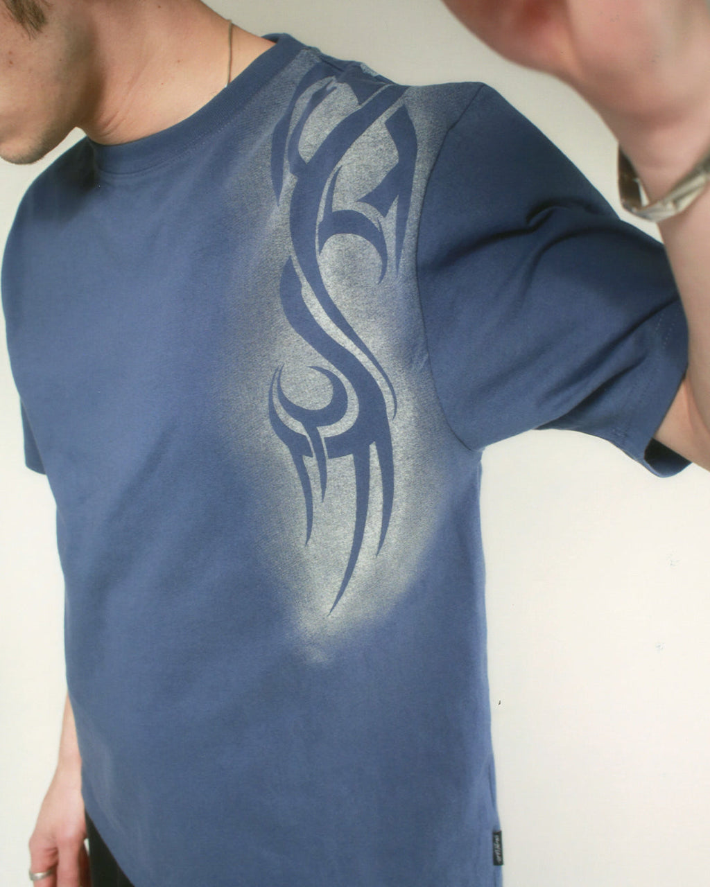 Tribal Fade Tee - Navy