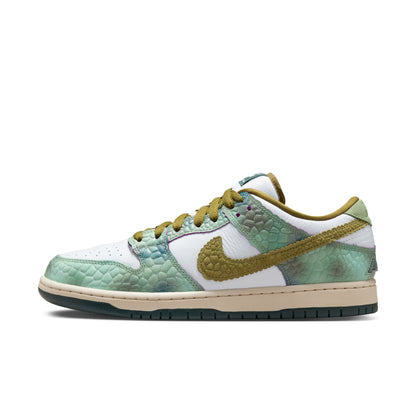 Dunk Low Pro Dunk Low Pro Alexis Sablone "Chameleon" - Green / Desert Moss / White