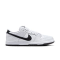 Nike SB Dunk Low Pro Shoes skate white black white 