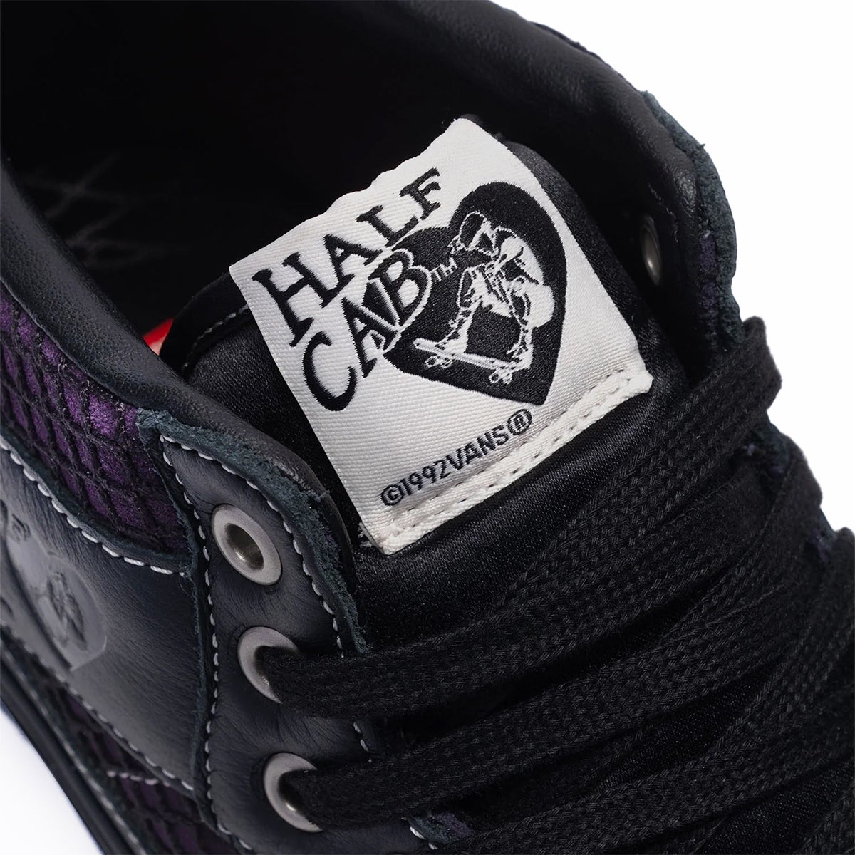 Vans x Pass~Port Skate Half Cab - Black / Purple